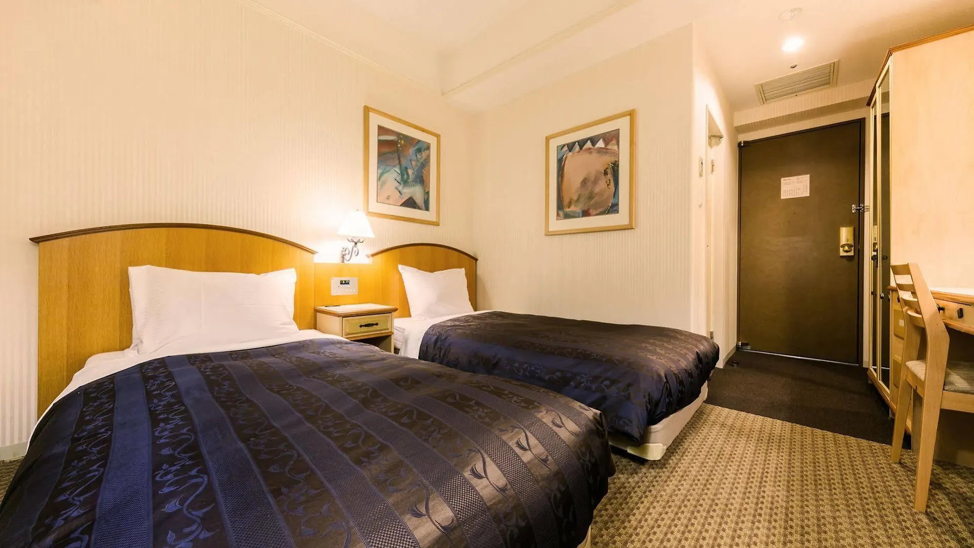 Hotel Resol Sapporo Nakajima Koen 3*,